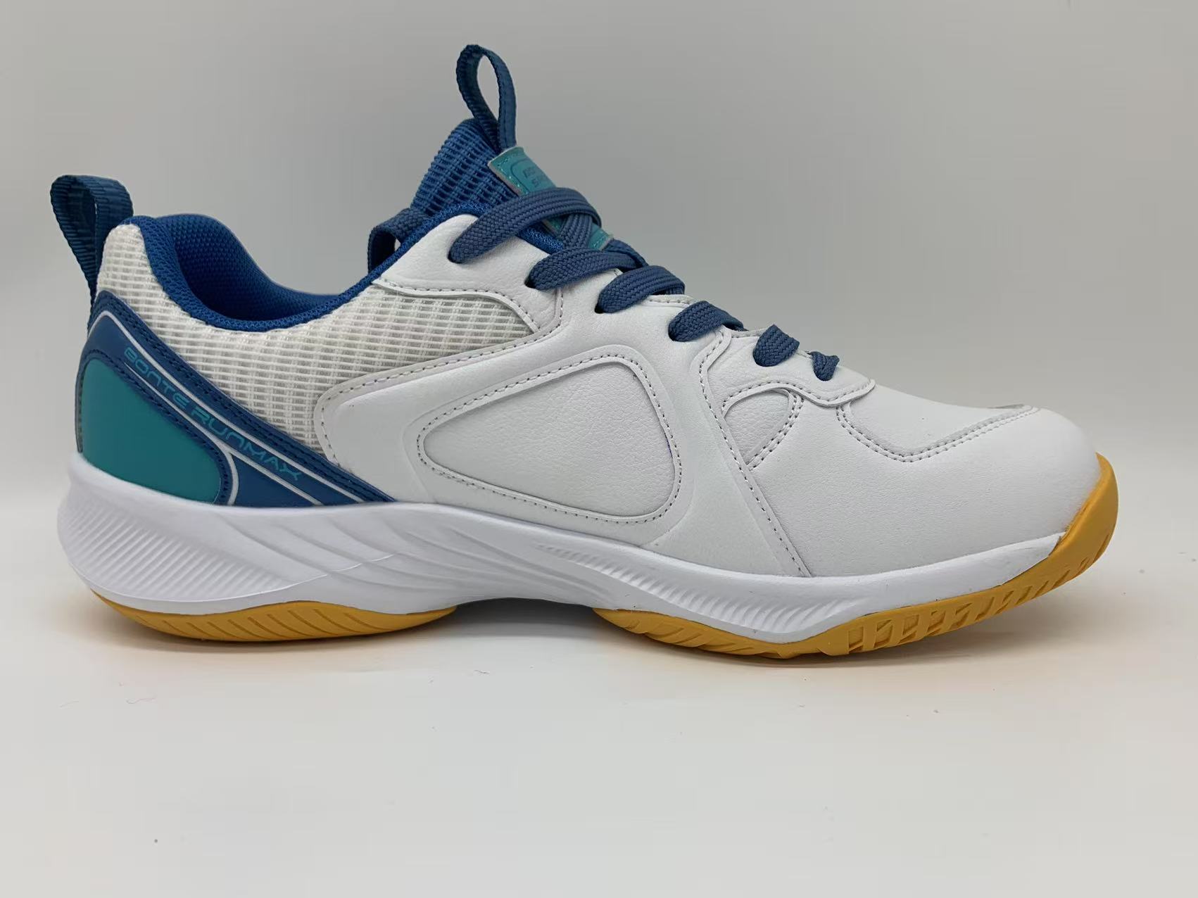 Lightweight Supportive Pickleball Shoes